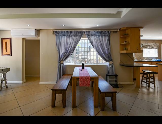 7 BEDROOM HOUSE FOR SALE IN HIGHLANDS HILLS